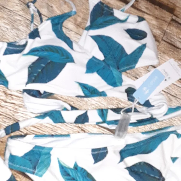 Cupshe leaf bikini - Picture 3 of 3